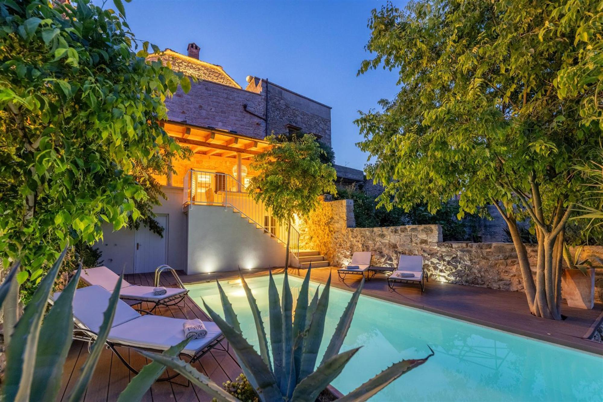 Dvor Pitve Villas Йелса Стая снимка